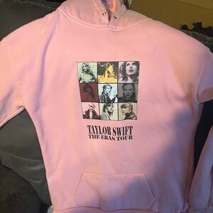 Kids Taylor Swift sweatshirt xl